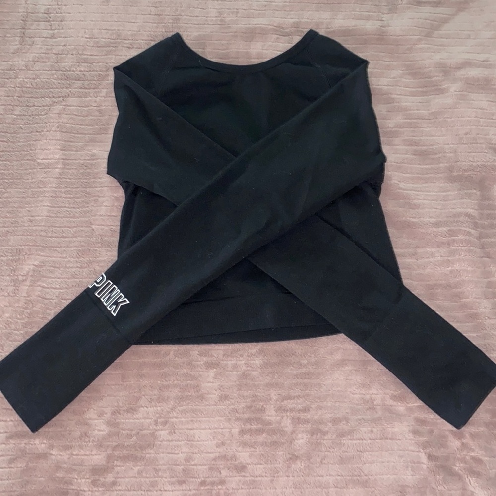 Long sleeve sport top